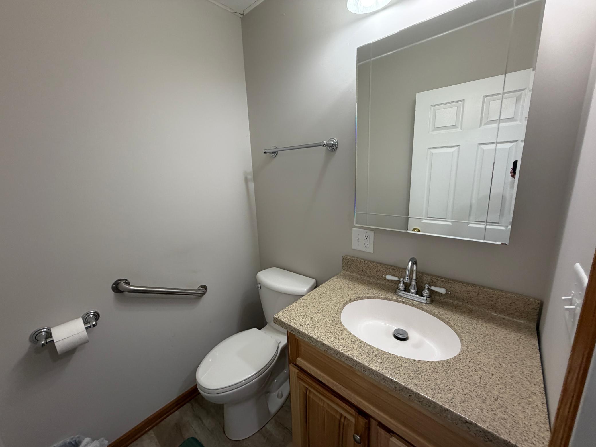 1/2 bath