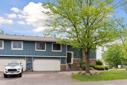 7511 Wedgewood Way North - Spacecrafting - 0002.jpg