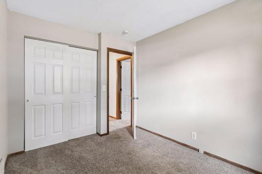 1849 Barry Drive, Newport, MN 55055