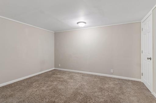 1849 Barry Drive, Newport, MN 55055