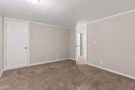 1849 Barry Drive, Newport, MN 55055
