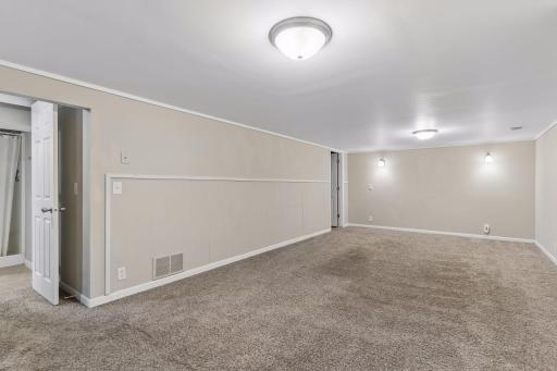 1849 Barry Drive, Newport, MN 55055