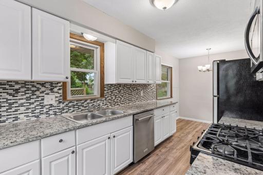 1849 Barry Drive, Newport, MN 55055