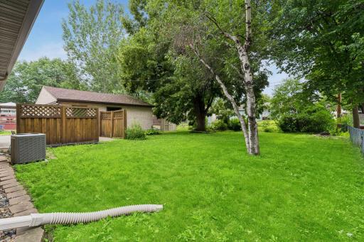 1849 Barry Drive, Newport, MN 55055