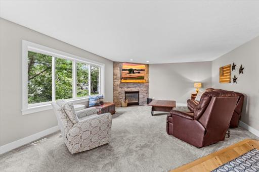 9142 Harpers Court NE, Minneapolis, MN 55449