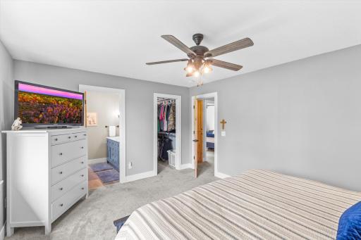 9142 Harpers Court NE, Minneapolis, MN 55449