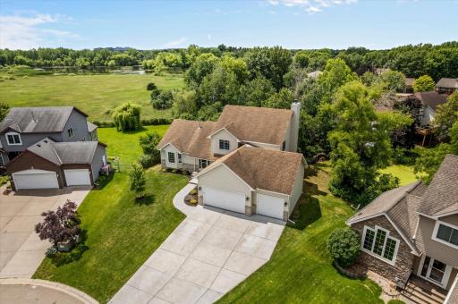 9142 Harpers Court NE, Minneapolis, MN 55449