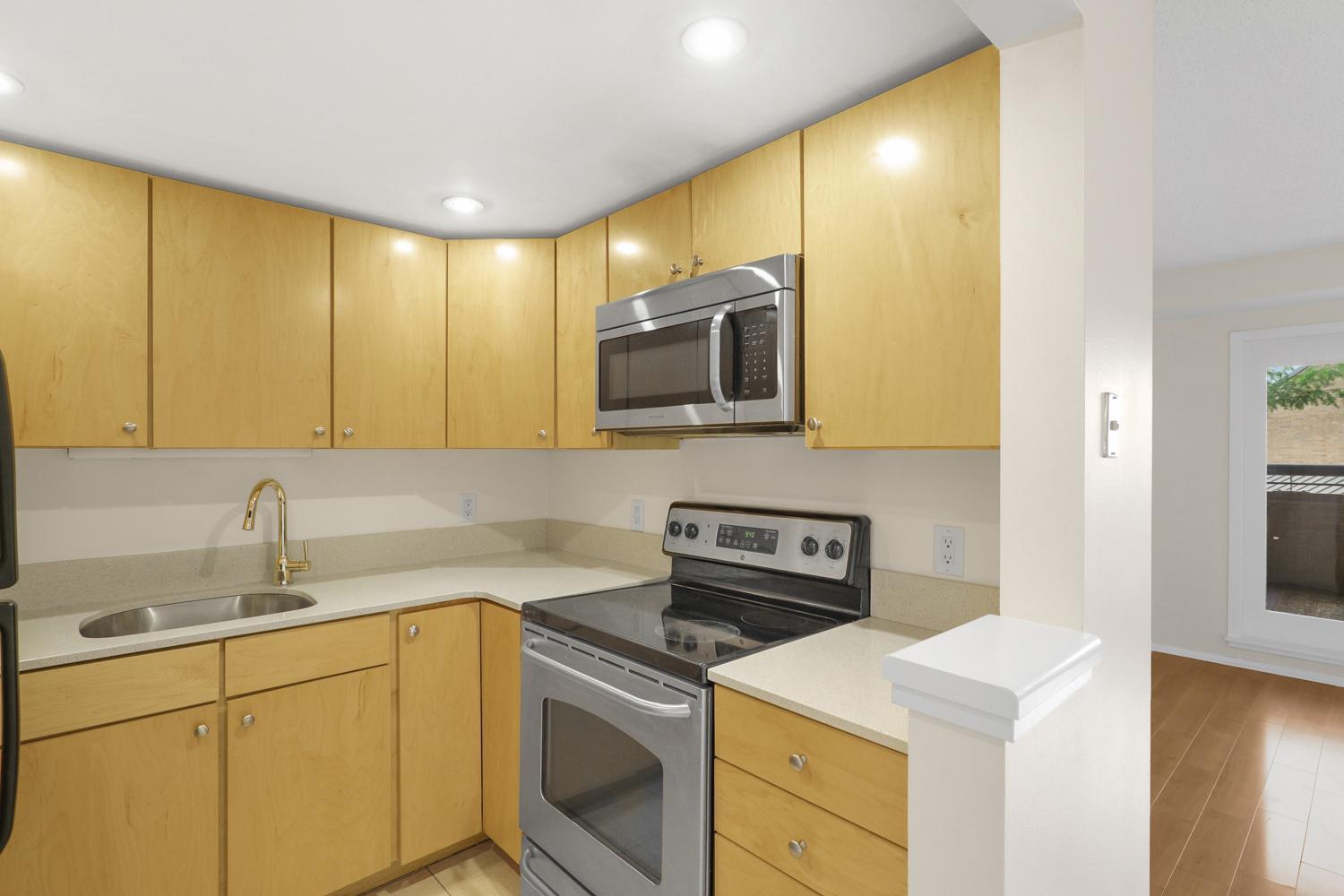 20 2nd St NE P505, Minneapolis, MN 55413-16.jpg