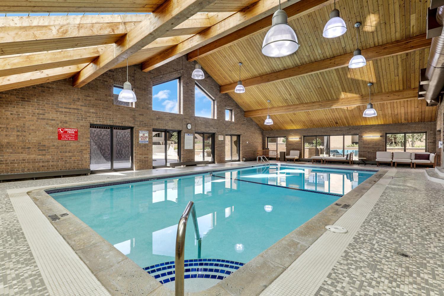 14 - Falls Pinnacle Indoor Pool.jpg