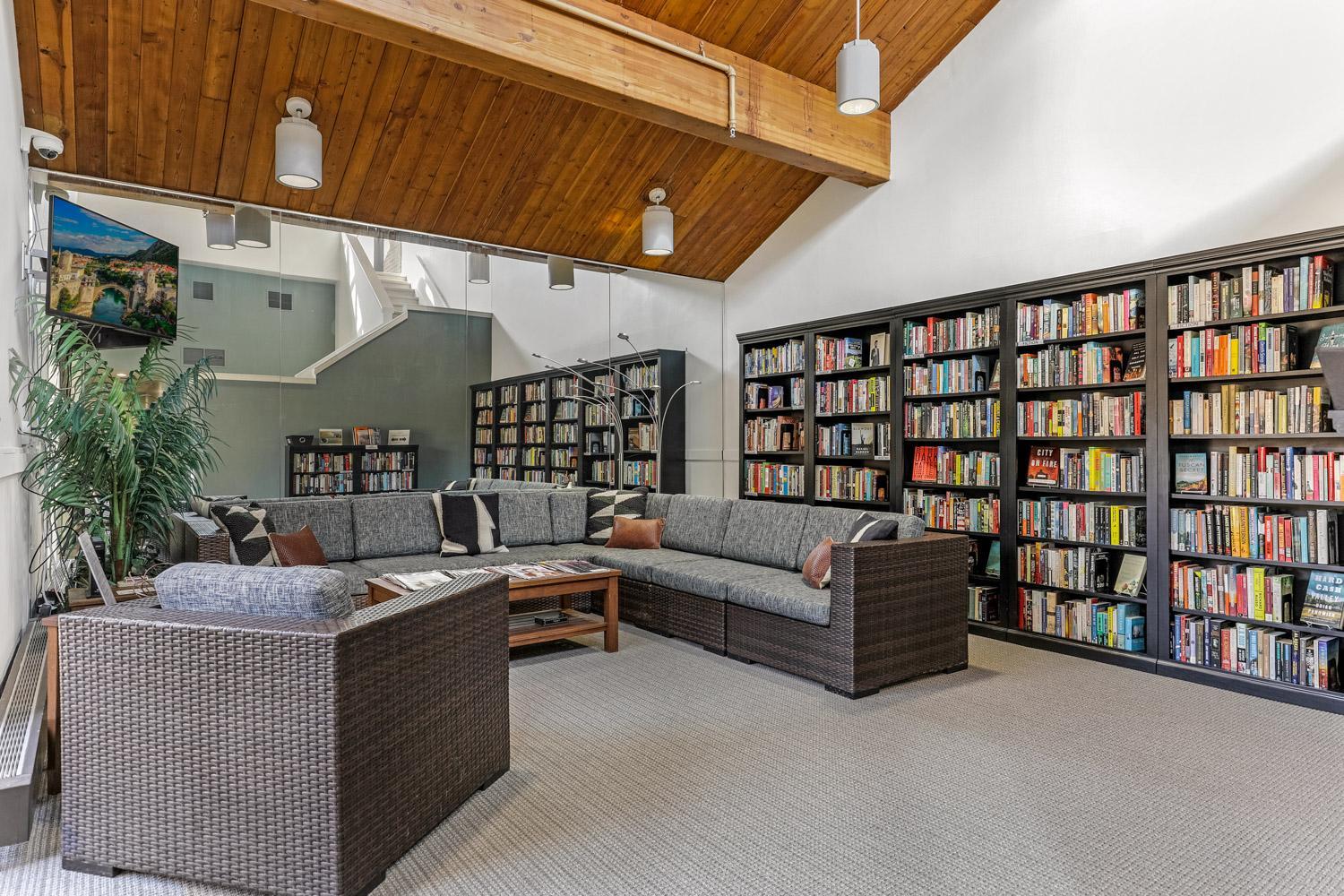 16 - Falls Pinnacle 4th Floor Library.jpg