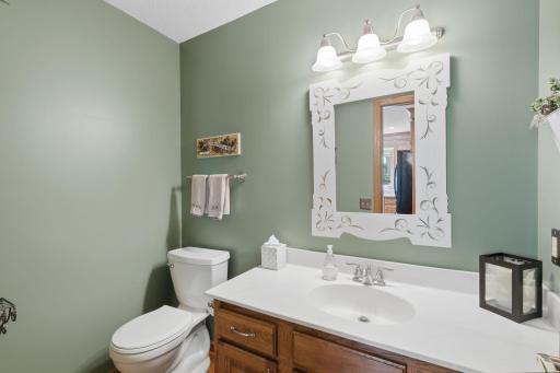 5025 W 94th Street, Bloomington, MN 55437