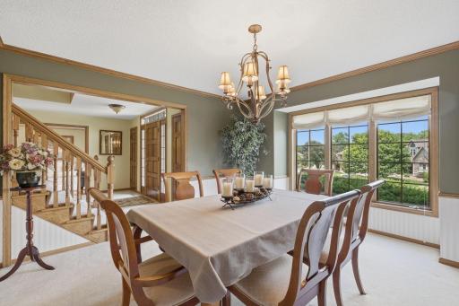 5025 W 94th Street, Bloomington, MN 55437