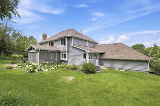 5025 W 94th Street, Bloomington, MN 55437
