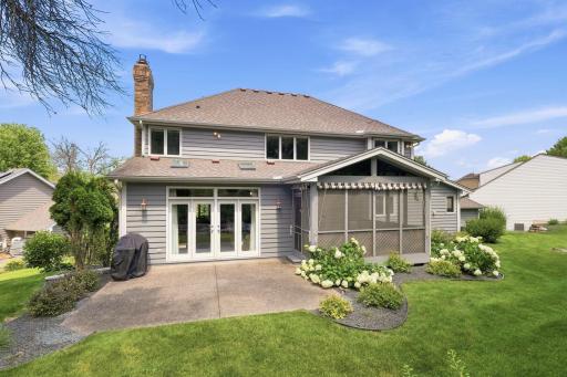 5025 W 94th Street, Bloomington, MN 55437