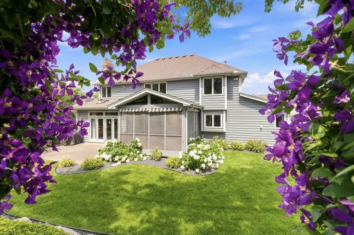 5025 W 94th Street, Bloomington, MN 55437