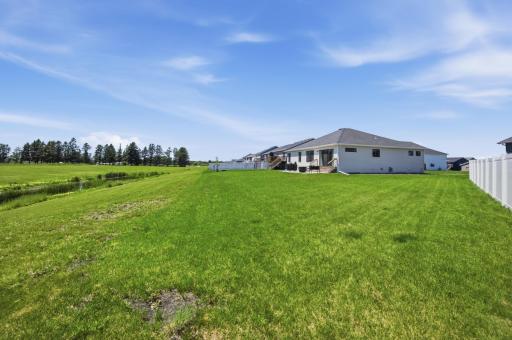 6702 72nd Avenue S, Horace, ND 58047
