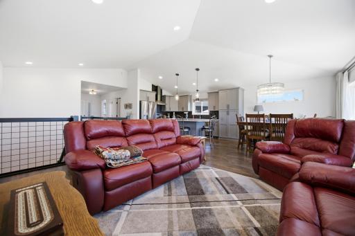 6702 72nd Avenue S, Horace, ND 58047