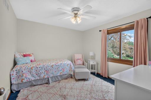 4409 Flag Avenue N, Minneapolis, MN 55428