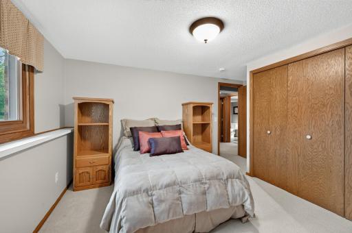4409 Flag Avenue N, Minneapolis, MN 55428