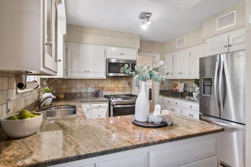 14 E 49th Street, Minneapolis, MN 55419