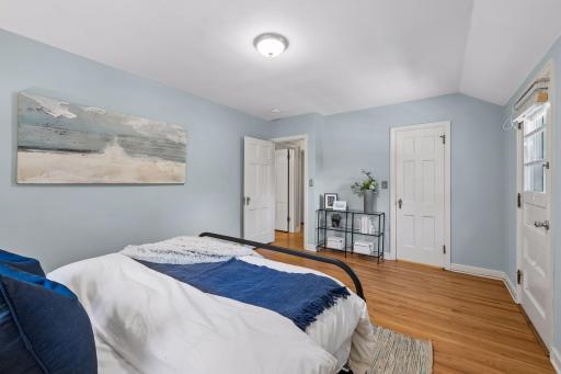 14 E 49th Street, Minneapolis, MN 55419