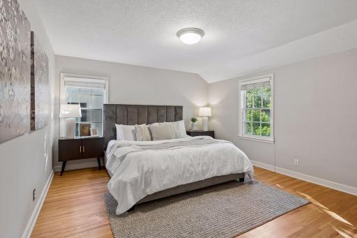 14 E 49th Street, Minneapolis, MN 55419