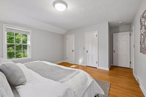 14 E 49th Street, Minneapolis, MN 55419