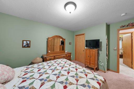 5867 Bartlett Boulevard, Mound, MN 55364