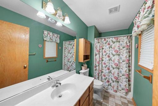 5867 Bartlett Boulevard, Mound, MN 55364