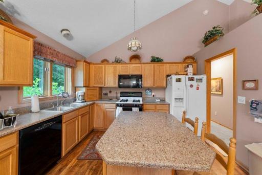 5867 Bartlett Boulevard, Mound, MN 55364