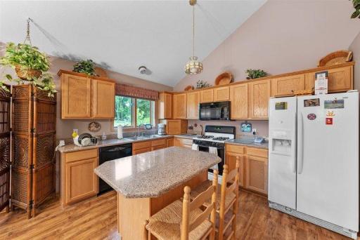 5867 Bartlett Boulevard, Mound, MN 55364