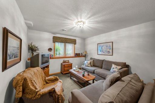 5867 Bartlett Boulevard, Mound, MN 55364