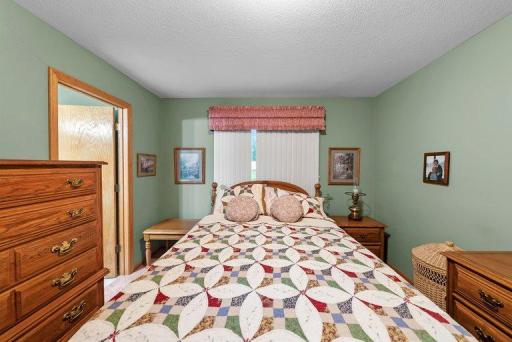 5867 Bartlett Boulevard, Mound, MN 55364