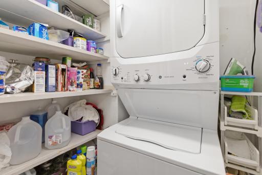 1011 E 5th Street, Winona, MN 55987