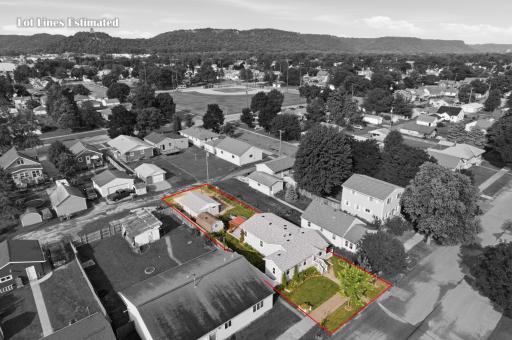 1011 E 5th Street, Winona, MN 55987