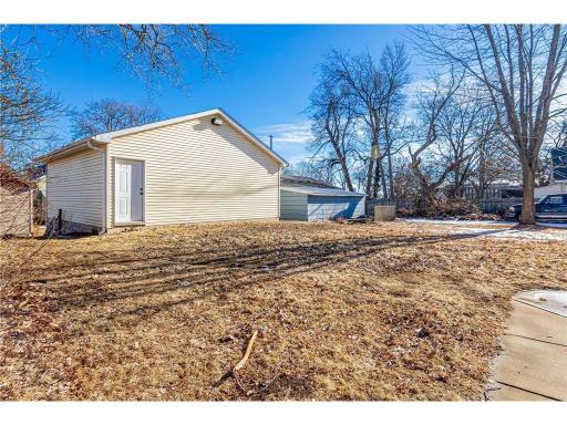 Minneapolis, MN 55411