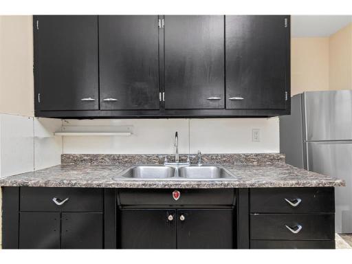 Minneapolis, MN 55411