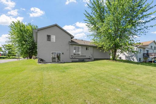 615 Buffalo Hills Street, Buffalo, MN 55313
