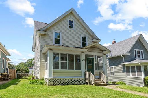 553 Manomin Avenue, Saint Paul, MN 55107