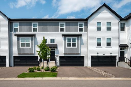 PRICED TO SELL!! Almost Brand New!! FAST POSSESSION POSSIBLE! This spacious townhome offers 1,942 square feet, 3 bedrooms, 3 bathrooms and a walkout lower level!