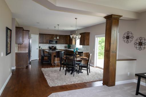 1364 Ridge Lane, Shakopee, MN 55379