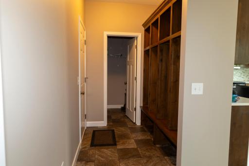 1364 Ridge Lane, Shakopee, MN 55379