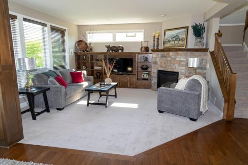 1364 Ridge Lane, Shakopee, MN 55379
