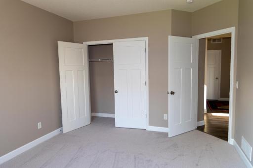 1364 Ridge Lane, Shakopee, MN 55379