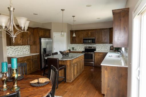 1364 Ridge Lane, Shakopee, MN 55379