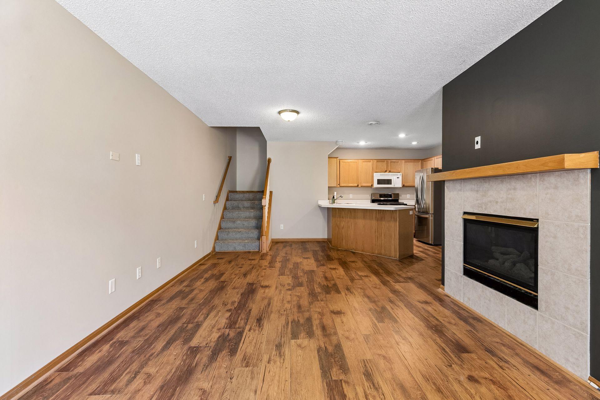 Open concept main level that's great for entertaining!