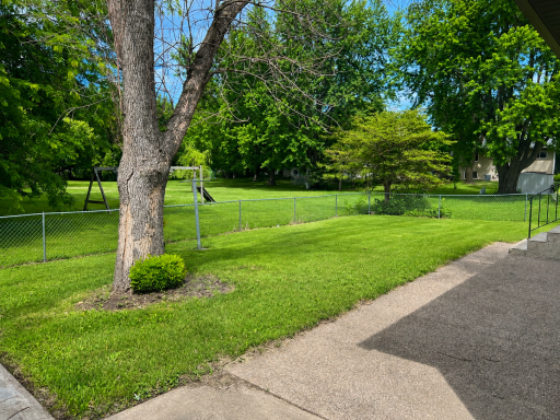 720 22nd Street NE, Owatonna, MN 55060