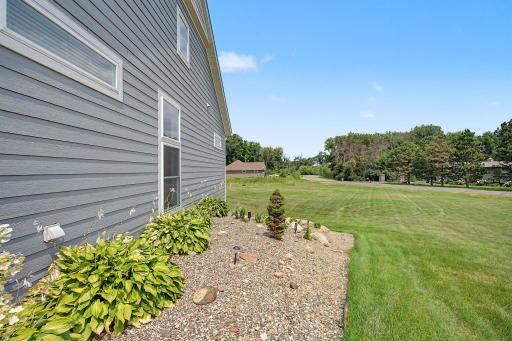 7592 255th Street, Wyoming, MN 55092