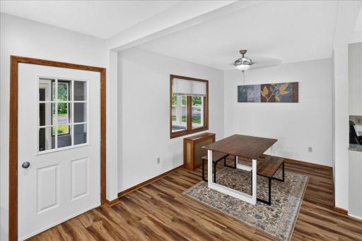 2207 Holloway Avenue E, Saint Paul, MN 55109