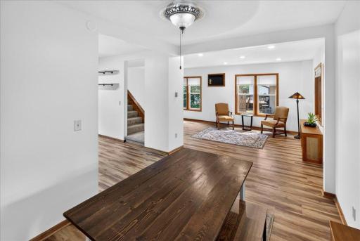 2207 Holloway Avenue E, Saint Paul, MN 55109